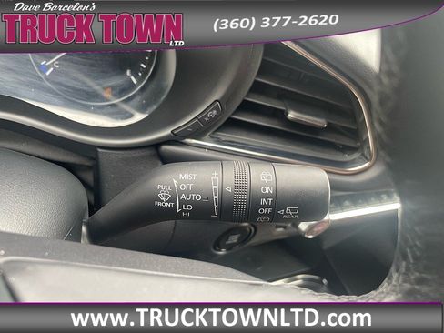 Used 2025 MAZDA CX-30 AWD 2.5 S w/ Preferred Package image 21