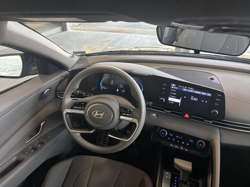 Used 2026 Hyundai Elantra Sport FWD image 33