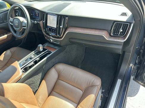 Certified 2023 Volvo XC60 B5 Plus w/ Climate Package image 26
