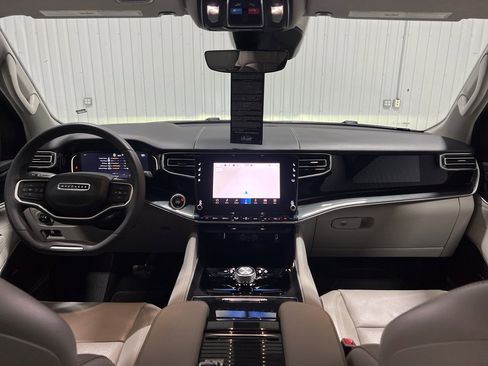 Used 2022 Jeep Wagoneer Series I image 20