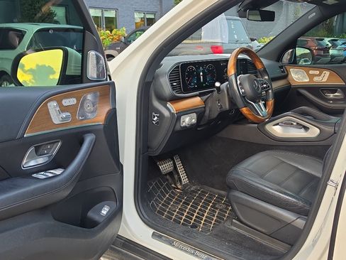 Used 2020 Mercedes-Benz GLS 580 4MATIC image 10