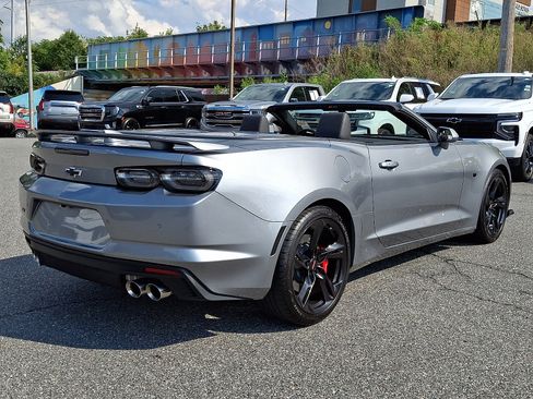 Used 2024 Chevrolet Camaro SS RWD image 6