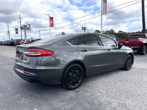 Used 2020 Ford Fusion S image 2
