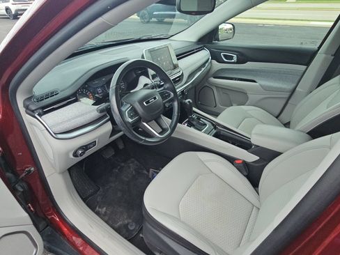 Used 2022 Jeep Compass Latitude w/ Convenience Group FWD image 24