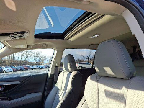 Certified 2025 Subaru Outback Limited image 40