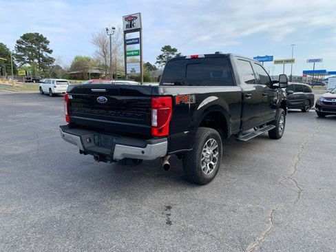 Used 2020 Ford F250 Lariat w/ Lariat Value Package image 3