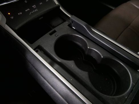 Used 2016 Lincoln MKZ w/ Equipment Group 300A Reserve image 25