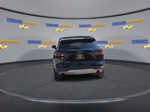 Used 2025 Chevrolet Blazer LT w/ LPO, Black Grille Bar Package FWD image 10