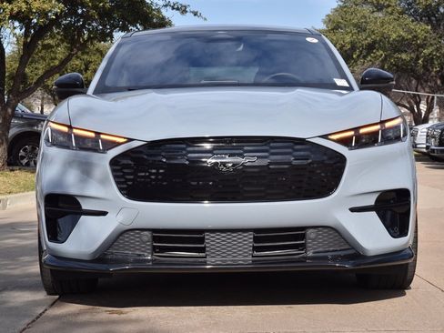 Certified 2025 Ford Mustang Mach-E GT image 3