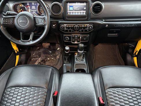 Used 2021 Jeep Wrangler Unlimited Sport image 14