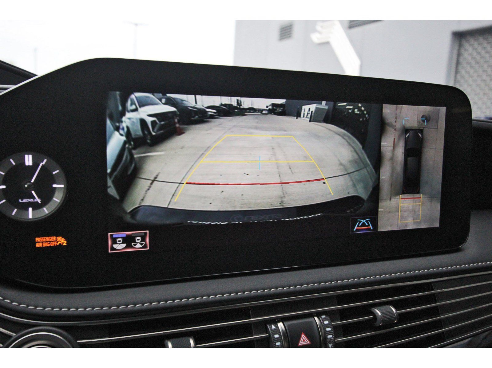 Used 2021 Lexus LS 500 w/ Interior Upgrade Package RWD image 25