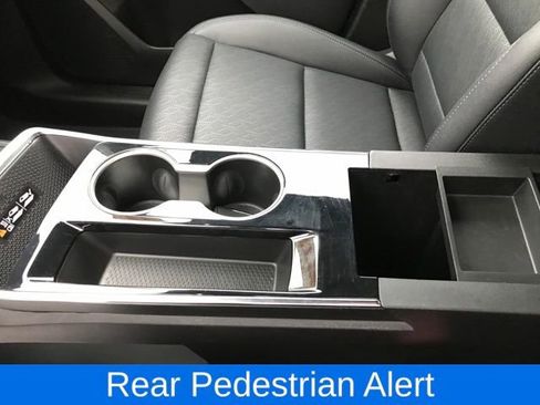 Certified 2025 Chevrolet Equinox LT w/ Convenience Package II image 13