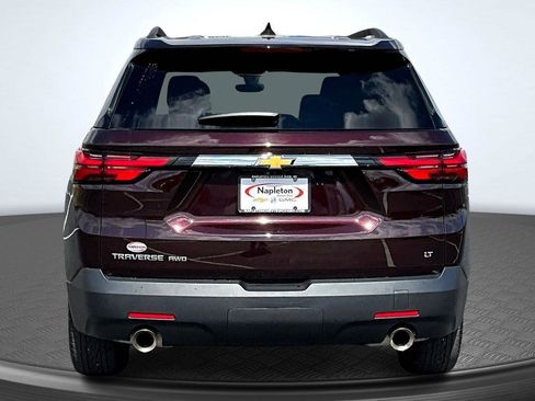 Used 2023 Chevrolet Traverse LT w/ LT Premium Package image 4