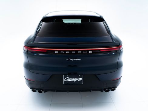 New 2026 Porsche Cayenne Coupe image 10