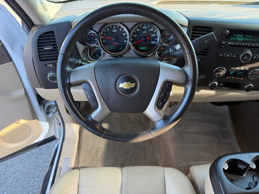 Used 2013 Chevrolet Silverado 1500 LT w/ All-Star Edition AWD/4WD image 13