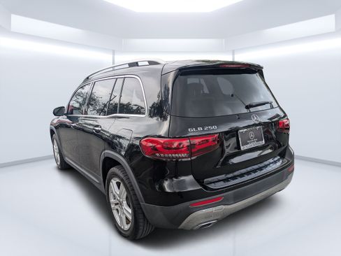 Used 2020 Mercedes-Benz GLB 250 image 5