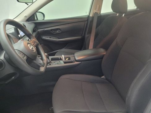 Used 2025 Nissan Sentra S FWD image 17