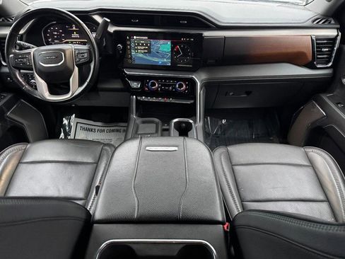 Used 2024 GMC Sierra 3500 Denali image 14