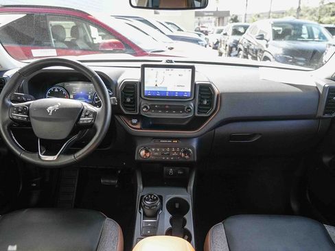 Used 2023 Ford Bronco Sport Outer Banks w/ Tech Package image 12