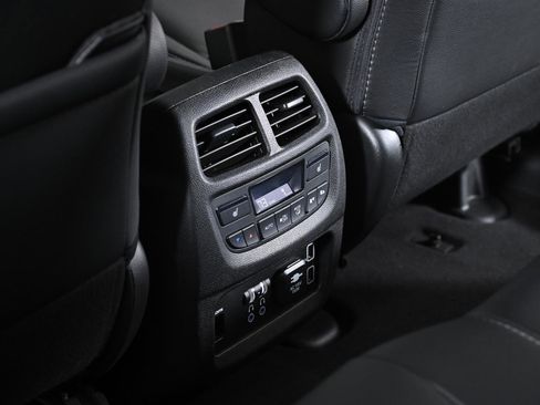 Used 2020 Honda Pilot Touring image 33