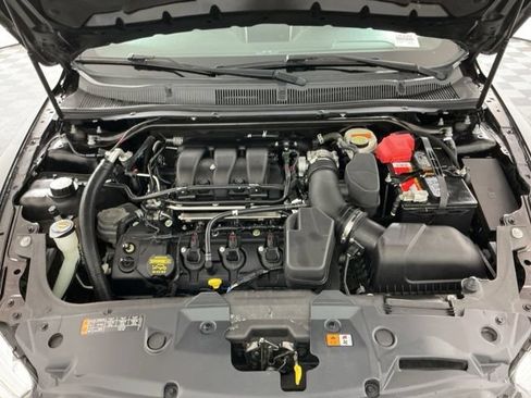 Used 2013 Ford Taurus SEL FWD image 31