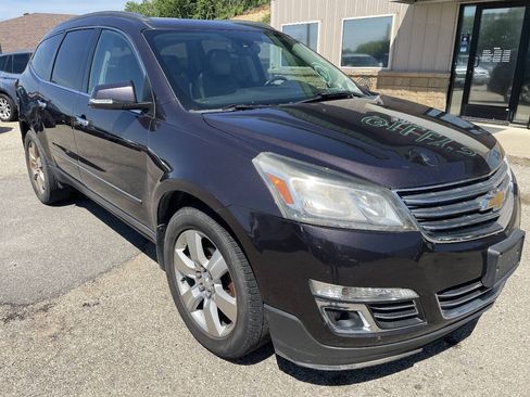 Used 2015 Chevrolet Traverse LTZ AWD/4WD image 2