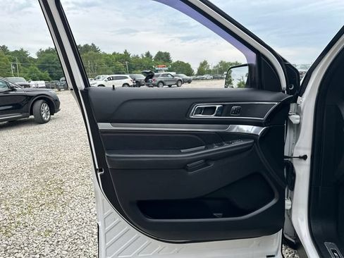 Used 2018 Ford Explorer Sport w/ Equipment Group 401A AWD/4WD image 25