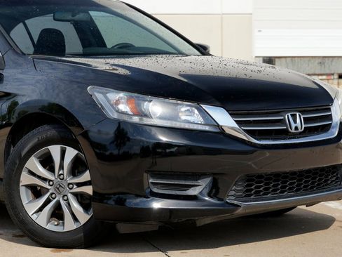 Used 2015 Honda Accord LX image 16