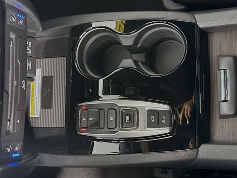 Used 2021 Honda Pilot Black Edition image 16