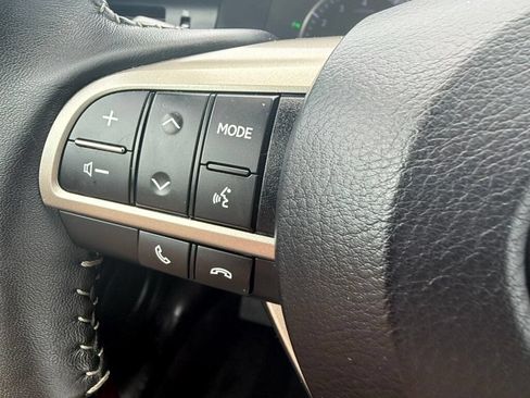 Used 2018 Lexus ES 350 w/ Luxury Package w/Wood Trim FWD image 28