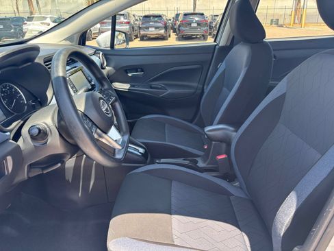 Used 2025 Nissan Versa SV FWD image 24