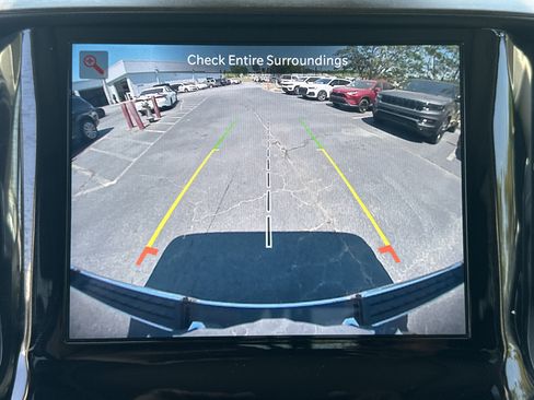 Used 2022 RAM 1500 Laramie AWD/4WD image 33