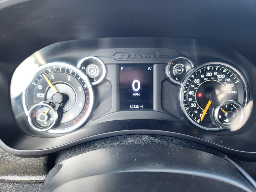 Used 2022 RAM 5500 Tradesman w/ Max Tow Package AWD/4WD image 16