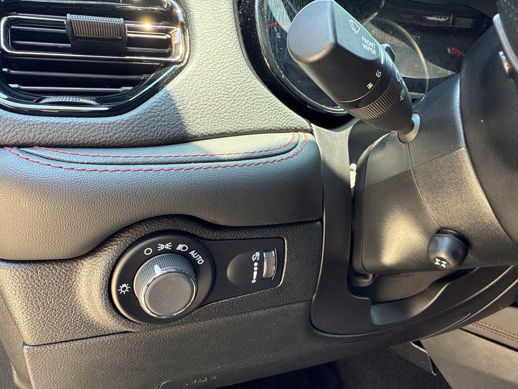 Used 2024 Dodge Durango GT AWD/4WD image 24