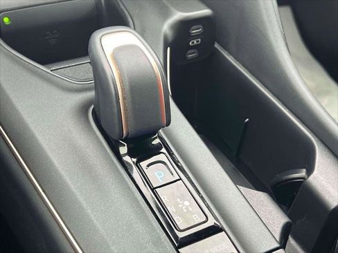 Certified 2023 Toyota Crown AWD/4WD image 29