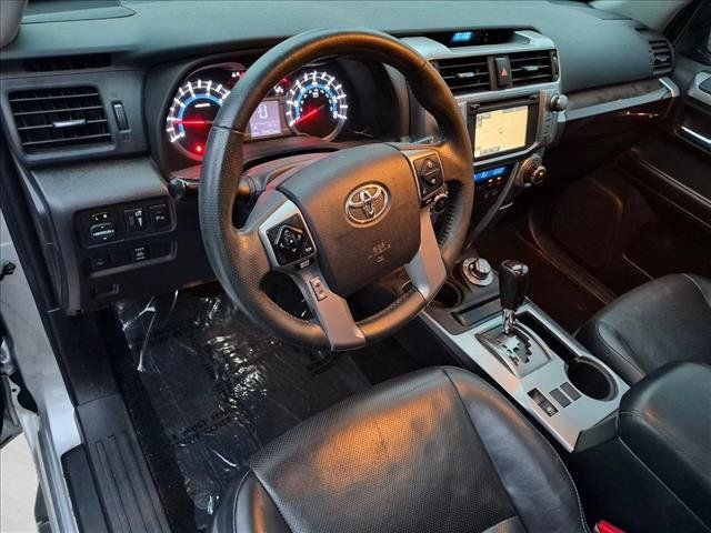 Used 2018 Toyota 4Runner Limited AWD/4WD image 9