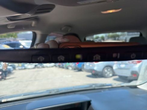 Used 2015 Subaru Crosstrek 2.0i Premium image 19