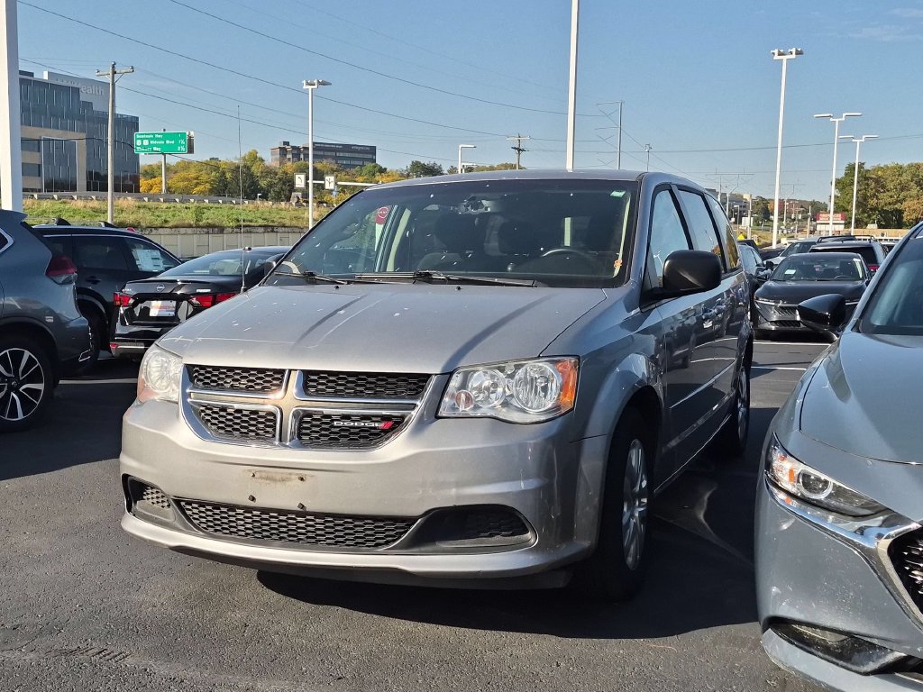 Used 2017 Dodge Grand Caravan SE w/ Power Window Group FWD image 5