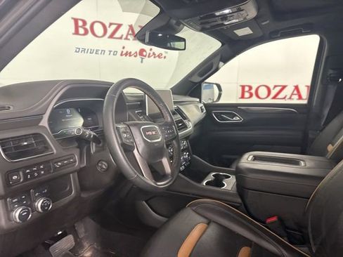 Used 2024 GMC Yukon AT4 w/ AT4 Premium Package image 12
