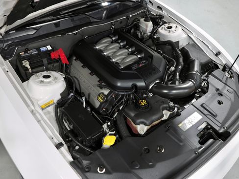 Used 2013 Ford Mustang GT RWD image 70