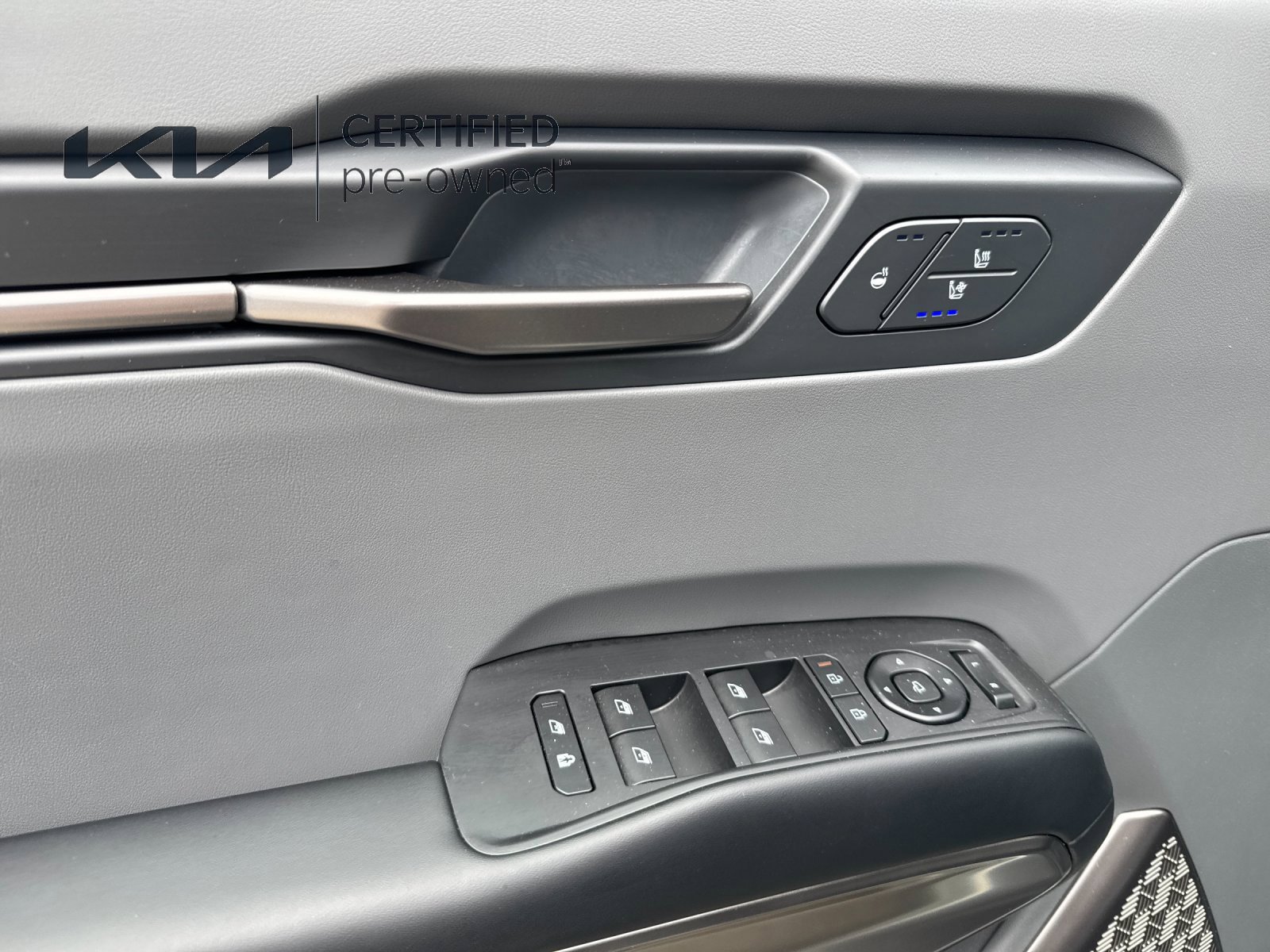 Certified 2024 Kia EV9 Wind AWD/4WD image 12