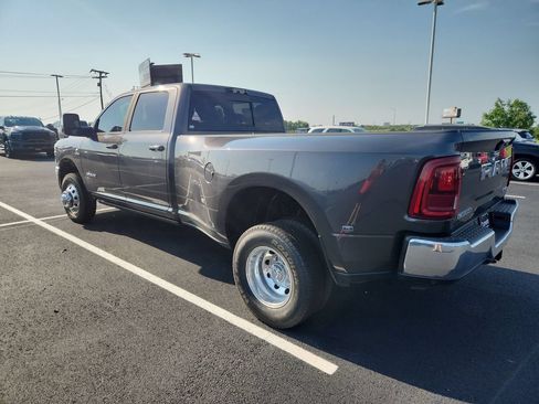 New 2026 RAM 3500 Laramie AWD/4WD image 6