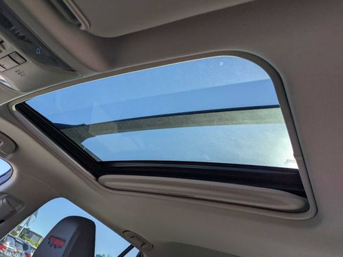 Used 2020 Toyota RAV4 TRD Off-Road image 18