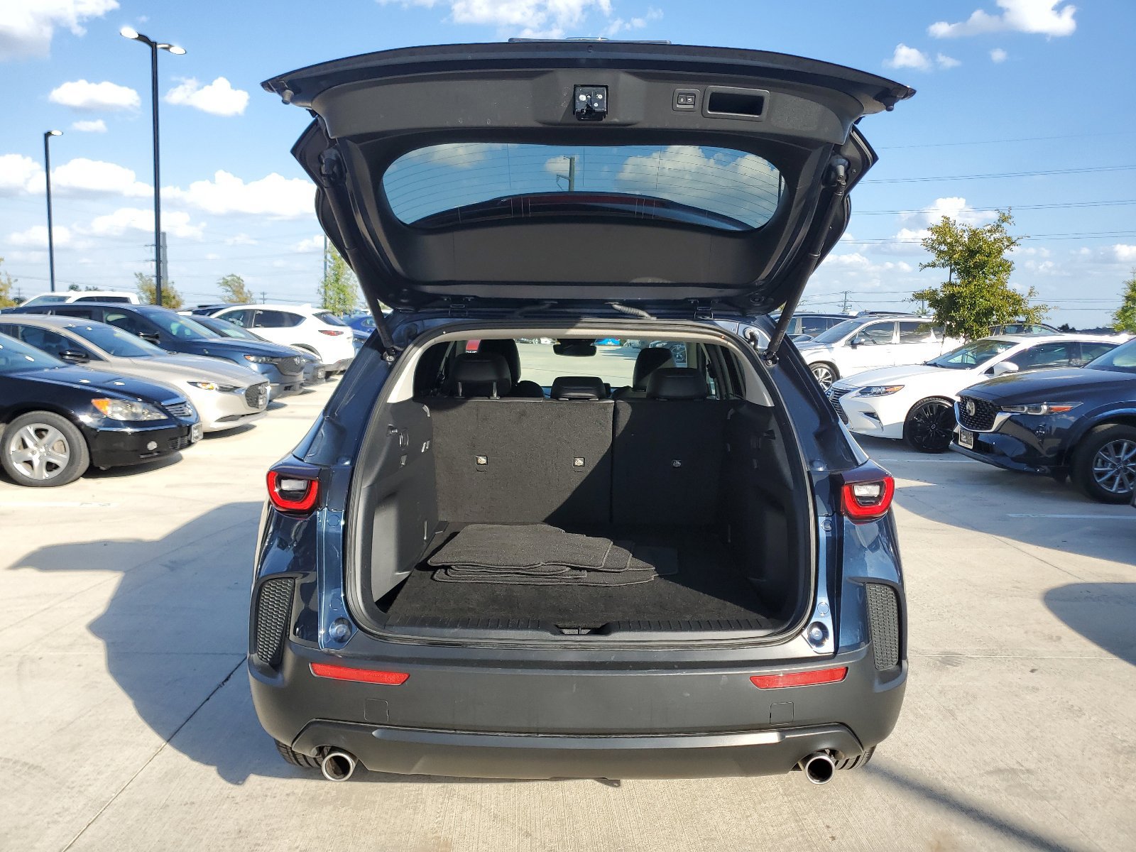 Certified 2025 MAZDA CX-50 AWD 2.5 S w/ Preferred Package image 13