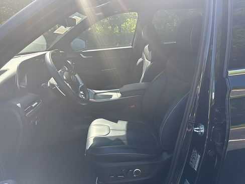 Used 2025 Hyundai Palisade Calligraphy FWD image 7