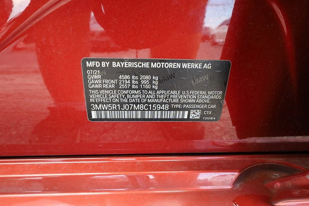 Used 2021 BMW 330i Sedan w/ M Sport Package RWD image 4