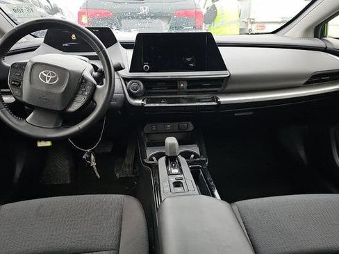 Used 2024 Toyota Prius Limited image 9