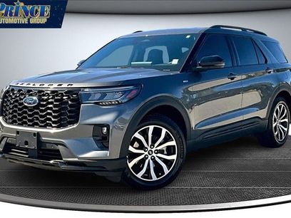Used 2025 Ford Explorer ST-Line