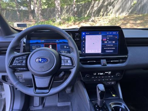 Used 2026 Subaru Outback Limited AWD/4WD image 11