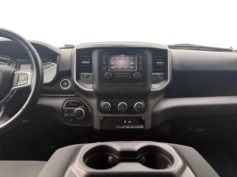 Used 2020 RAM 1500 Big Horn AWD/4WD image 11